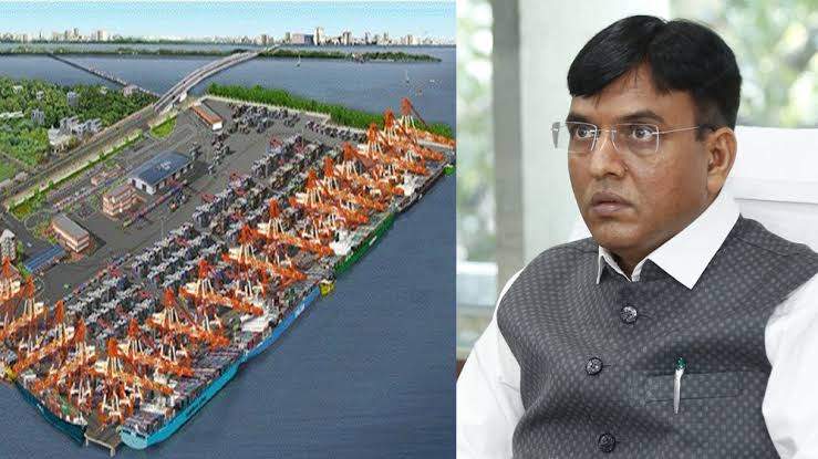 Mansukh Mandaviya reviews the development of India’s 1st Trans-shipment hub – Vallarpadam Terminal of Cochin Port