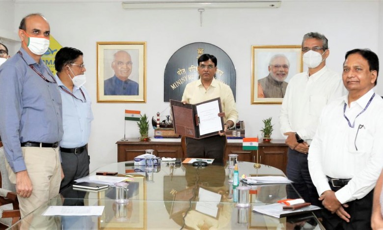 MoU for skill development in Port and Maritime sector signed between Ministry of Shipping & Ministry of Skill Development and Entrepreneurship