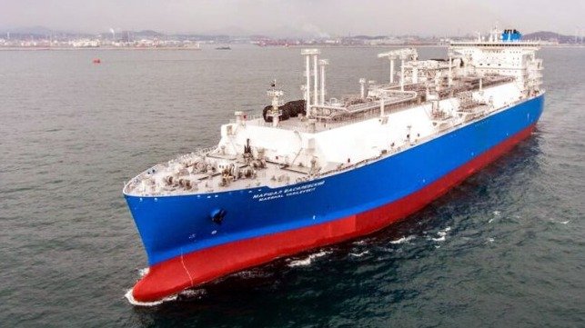 Russia’s Only FSRU Completes First North Sea Route Voyage Carrying LNG