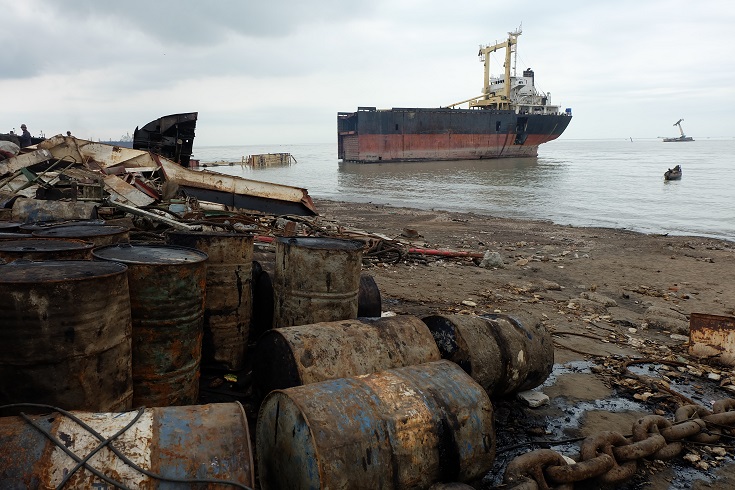 NGO Urges Canadian Authorities To Look Into Toxic Shipbreaking