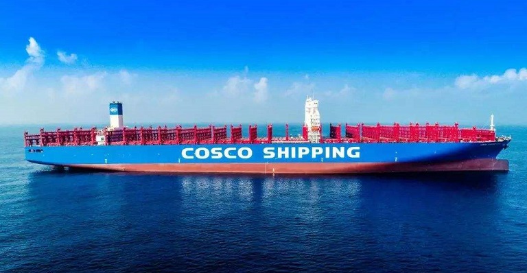 Cosco Building Battery-Powered Electric Containership For Yangtze