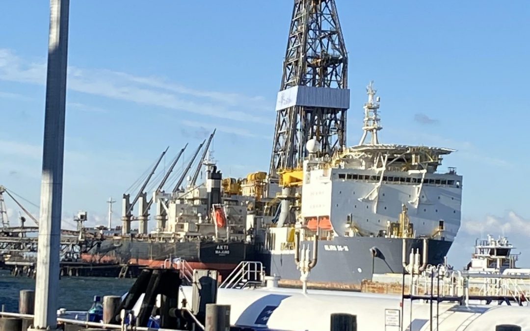 Drillship Breaks Moorings And Collides With Bulk Carrier In Pascagoula
