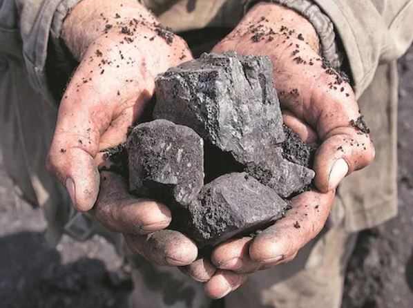 India’s Big Industrial States Plan Massive Coal Imports To Stave Off Shortages