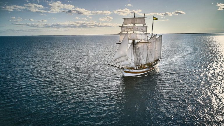 Coffee Shipped By Sailboats In Efforts To Distrupt The Heavy Ships’ Command Of The High Seas