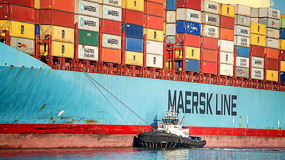 Maersk Containership Briefly Grounds In Savannah River