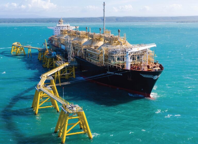 NFE Signs Deal With CFE To Build Offshore LNG Hub