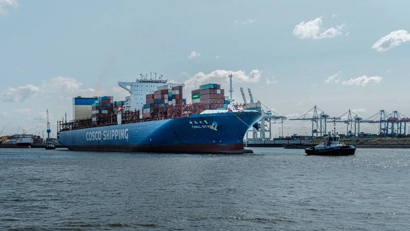 German Coalition Divided Over Chinese Bid For Hamburg Port Terminal
