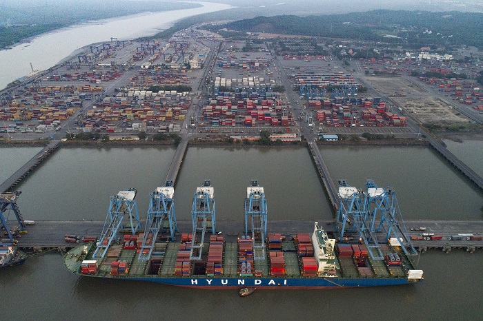 AD Ports Group and Karachi Port Trust (KPT) Sign a Strategic MoU to Develop Advanced Port and Terminal Infrastructure in Karachi Port