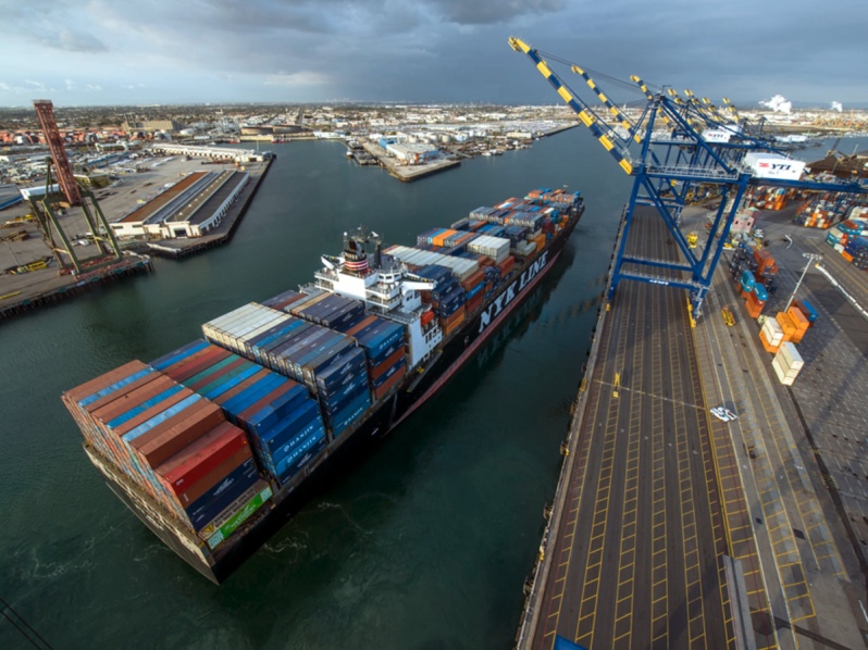 Shipping rates show signs of recovery ahead of trans-Pacific contract renewal