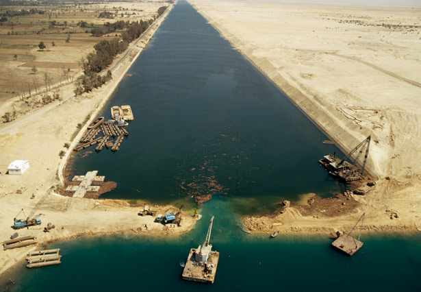 Suez Canal revenues hit $2.1bn in Q3, highest quarter in history: Egypt Cabinet