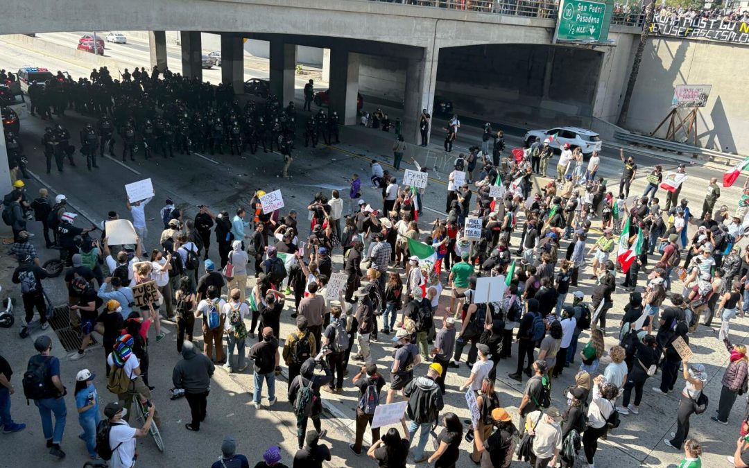 Chicago Joins Nationwide Protests Against Immigration Raids; Over 1,000 Rally Downtown
