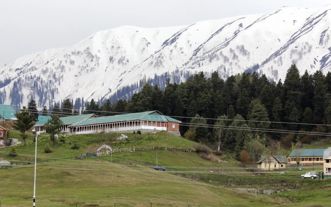 J&K LG Announces Reopening of 12 Tourist Spots Closed After Pahalgam Attack