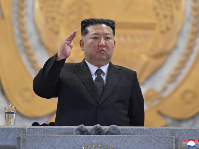 North Korea Fires Cruise Missiles Ahead of Trump–Xi Summit in South Korea