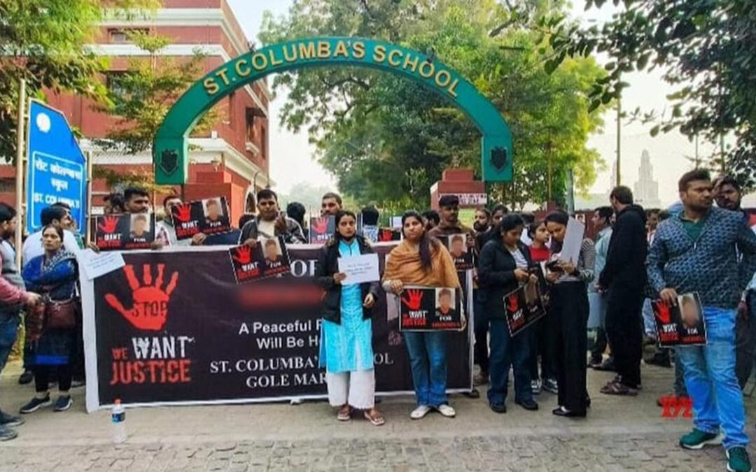 Student’s suicide: Four teachers suspended by the school