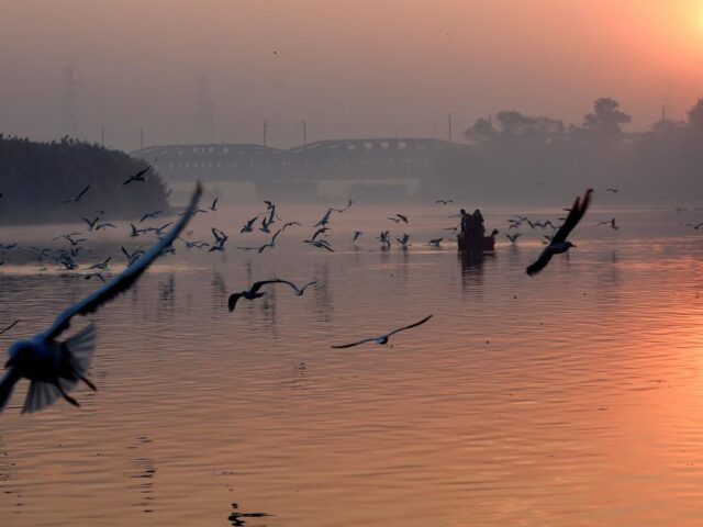 Winter has arrived, and is it expected to be colder this year? Delhi experiences its coldest November day in three years amidst ‘very poor’ air quality