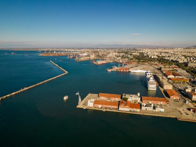 Contract signed for the expansion of Pier 6 – The largest upgrade project for the Port of Thessaloniki begins