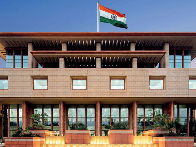 Delhi HC flags unregulated used car sales, cites Red Fort blast case