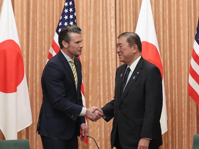 US, Japan announce sweeping trade pact; Tokyo commits $550 billion in US investments