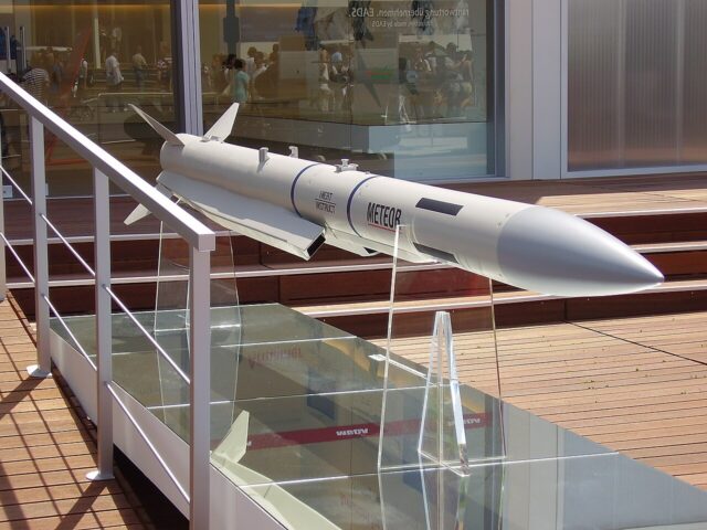 US Air Force Explores 1,850-km Air-to-Air Missile to Extend Long-Range Combat Capability