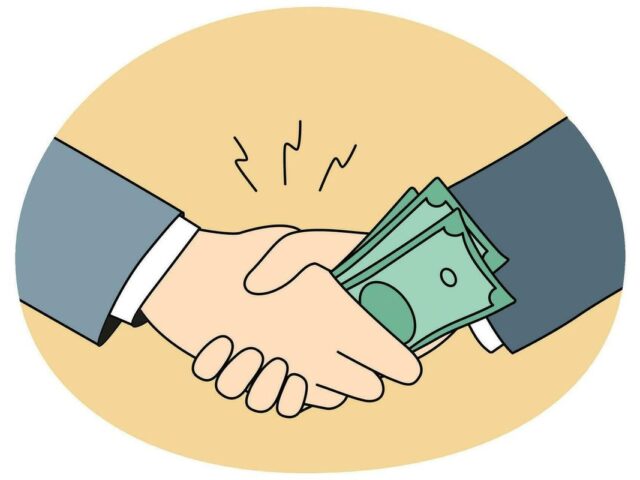 Maharashtra Education Board Official Arrested in Bribery Case by ACB