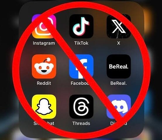 France Becomes First EU Nation to Ban Social Media for Children Under 15