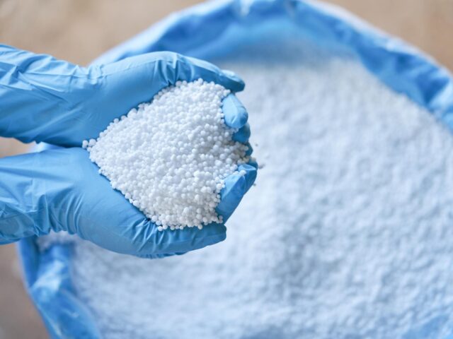 Global Urea Prices Ease After May Surge, Drop 40% in June