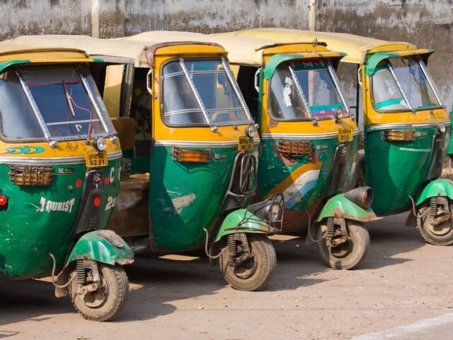 Karnataka Moves Against Cab Aggregators Over Alleged Fare Violations