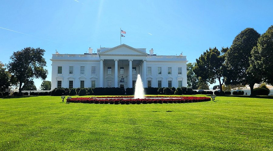 US debt tops $40 trillion, nearly doubling since Trump first took office